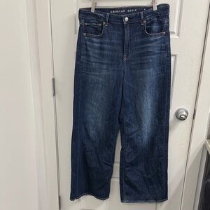 American Eagle Super High Rise Baggy Wide‎ Leg Size 10